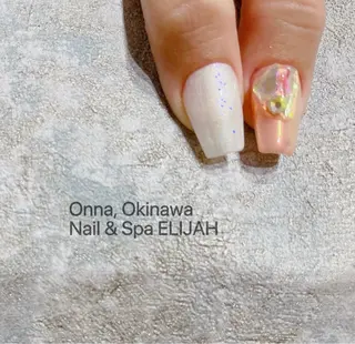ネイル Nail & Spa ELIJAH(ネイルアンドスパイライジャ)所属・ダンラップ新里 友簣乃のネイルデザイン