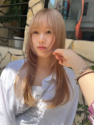 ロング カラー AOI ハイトーン/ボブのヘアスタイル