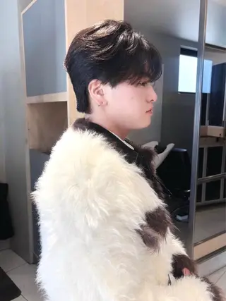 メンズ ワンホン/韓国ヘア 🤍amiのヘアスタイル