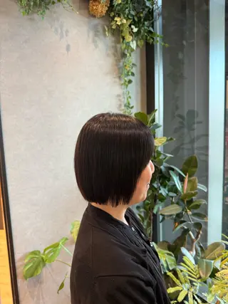 ショート 艶カラー 🎀良川琴奈のヘアスタイル