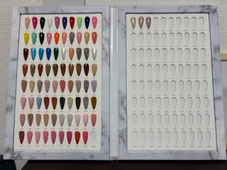 ネイル ネイル スゥリールのネイルデザイン