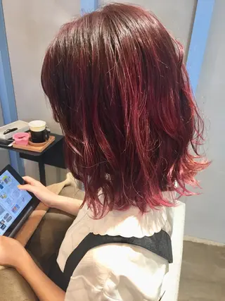 ミディアム 所渉/韓国レイヤー /ウルフカットのヘアスタイル