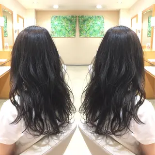 ロング カラー 🐝肥田 しょーと🐝のヘアスタイル