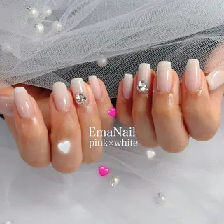ネイル EmaNail豊中 🎀SANAのネイルデザイン