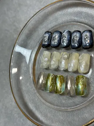 ネイル kiii.__ ✴︎*のネイルデザイン