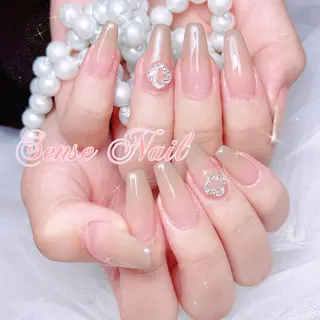 ネイル Queening 🦋のネイルデザイン