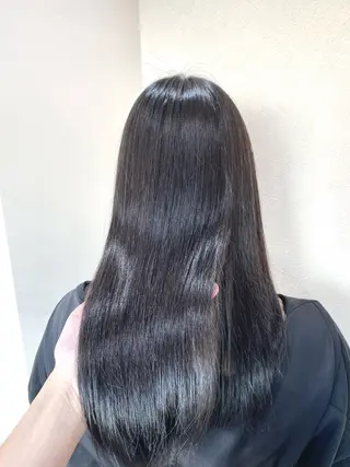 セミロング 🥇ブリーチ無し 透明感🥇佐藤のヘアスタイル