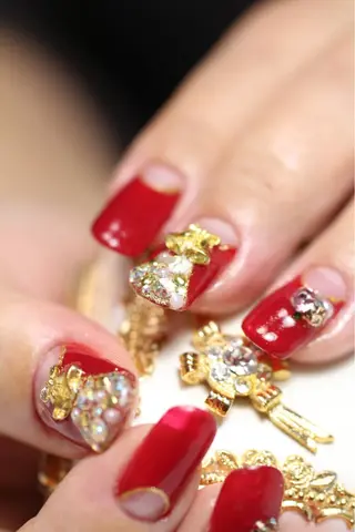 ネイル ママリンド　志村坂上店所属・しみ えんのネイルデザイン