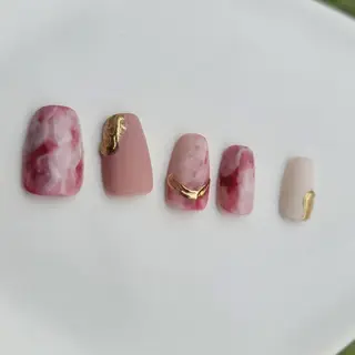 ネイル 🌲🌳🚪iiit o🌲🌳🌲のネイルデザイン