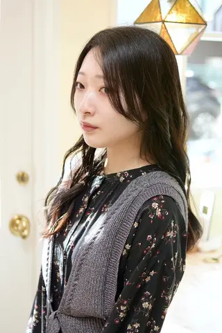 ミディアム beauty: beast 本通り店のヘアスタイル