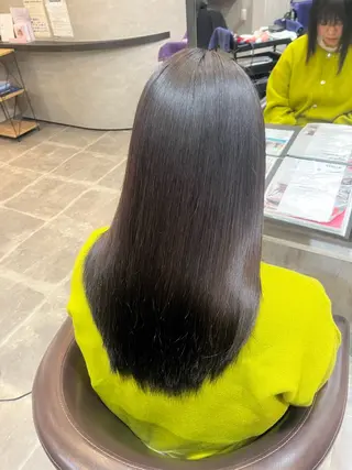 ロング 𝗕𝗼𝗻𝗵𝗲𝘂𝗿西梅田所属・ノンダメージ® 稲垣  いおりのヘアスタイル