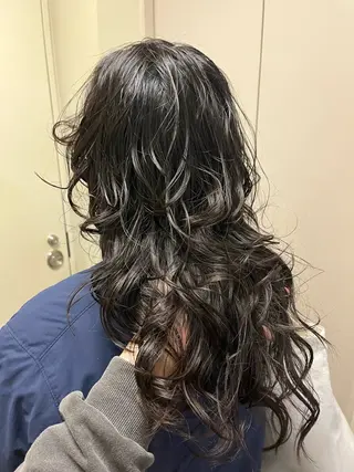 ロング 🎀抜け感カール+透 明感カラー🎀ミカゼのヘアスタイル