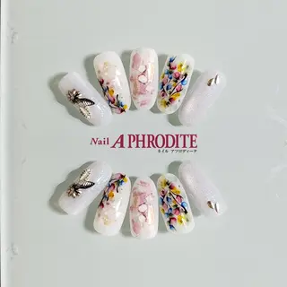 ネイル Nail  Aphroditeのネイルデザイン
