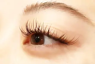 マツエク・マツパ Anlly hair所属・加賀谷 彩のマツエク・マツパデザイン