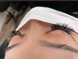 SESUNNY セサニー　SEIRAのマツエク・マツパデザイン