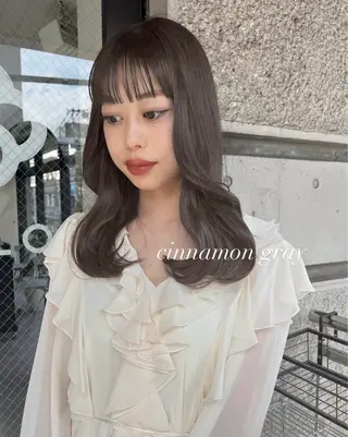 セミロング カラー nakahara madokaのヘアスタイル