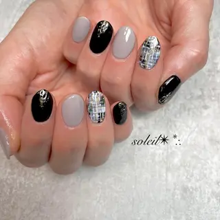 ネイル 粟津 美紀のネイルデザイン