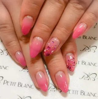ネイル PetitBlanc KAZUKIのネイルデザイン