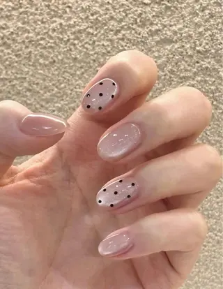 ネイル Hanni ANA.CHUOのネイルデザイン