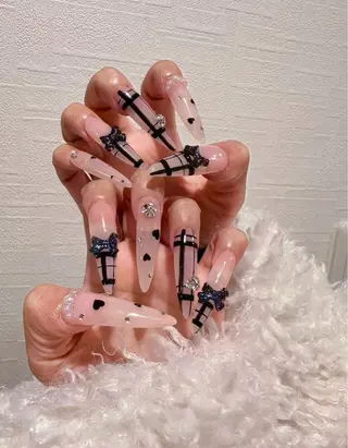 ネイル D-BEAUTY Nailsalonのネイルデザイン