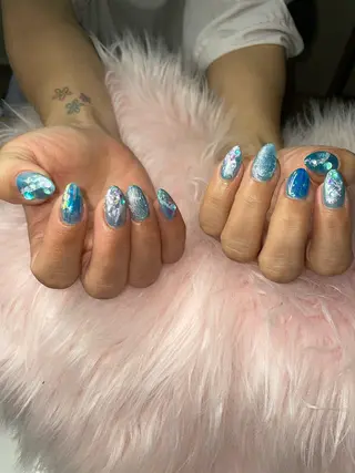 ネイル 安永 彩香のネイルデザイン