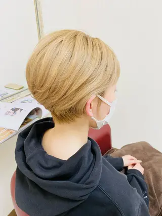 ショート カラー YURI ✨のヘアスタイル