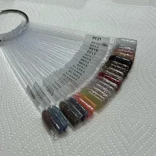 ネイル y kokonaのネイルデザイン