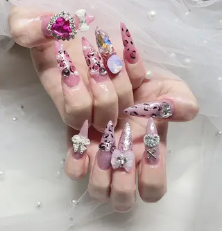 ネイル KARI ネイルサロンのネイルデザイン