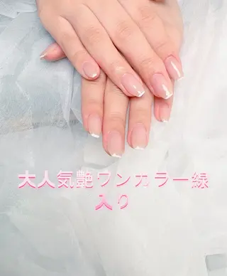 ネイル pink ladyサロン所属・べ にのネイルデザイン