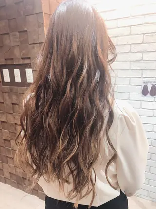 ヘアアレンジ flammeum三軒茶屋店所属・あおき まなのヘアスタイル