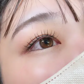 マツエク・マツパ MAQUIA 大館 工藤の眉毛・アイブロウイメージ