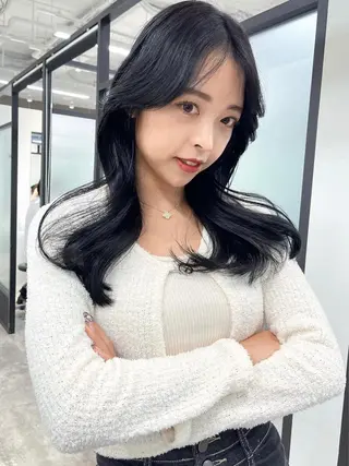 ロング 韓国レイヤーカット 髪質改善▫️水野有真のヘアスタイル