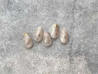 ネイル NINEnami ニュアンスネイルのネイルデザイン