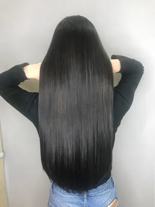 ロング ケアに特化したサロン shinzaのヘアスタイル