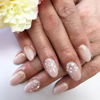 ネイル Petit Fleur所属・青柳 亜梨奈のマツエク・マツパデザイン