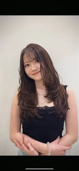 ロング 透け感カラー 顔周り/neneのヘアスタイル