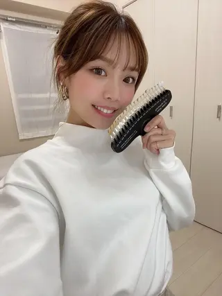 ミディアム カラー メンズ マツエク・マツパ ネイル ヘアアレンジ パーマ キッズ アイブロウ ライトビューティー 銀座本店のエステ・リラクイメージ