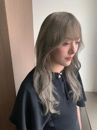 ロング カラー 近藤千翔🩵 髪質改善Periodのエステ・リラクイメージ