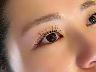 マツエク・マツパ eyelash LAB Lien所属・Lien山田 芽吹のマツエク・マツパデザイン