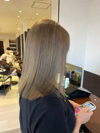 カラー nehus nagaoka所属・🖤複雑履歴ブリーチ Mizuki 🖤のヘアスタイル