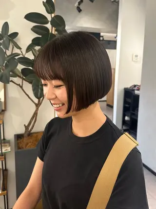 ショート 似合わせカット🫧 吉見衣生のヘアスタイル