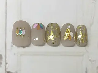 ショート カラー ネイル chéri sinagawaのネイルデザイン