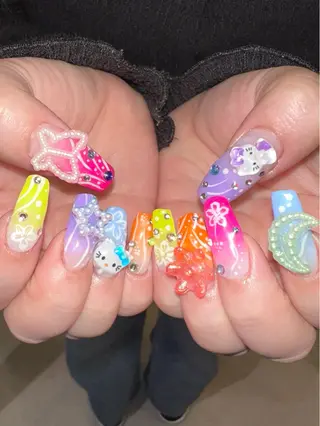 ネイル 👽個性派ネイル🎀 komachiのヘアスタイル