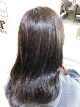 セミロング カラー 保住 亮太のヘアスタイル