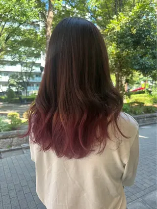 ロング 林 美里のヘアスタイル