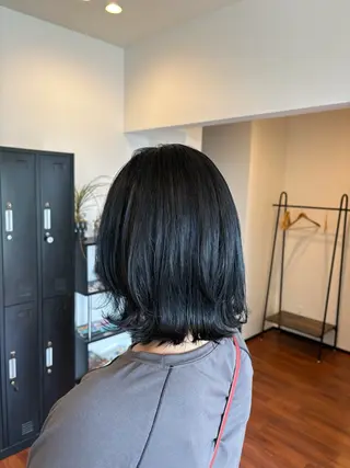 ミディアム カラー waku所属・豊橋/菜月/ブリーチ /艶カラーハイトーンのヘアスタイル