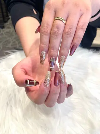 ネイル Nobody_ Manamiのネイルデザイン