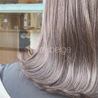 ミディアム カラー 𓅰なかがわ ふみな𓅯のヘアスタイル