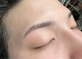 アイブロウ B's緑店 eyelist川上のマツエク・マツパデザイン