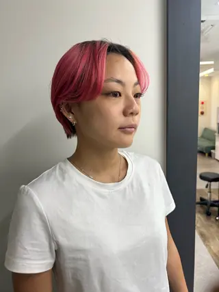 ショート カラー 名古屋栄/ブリーチ/ ボブ🧃木下桃嘉のヘアスタイル